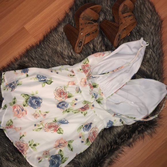 Audrey 3+1 floral ROMPER - Picture 4 of 4